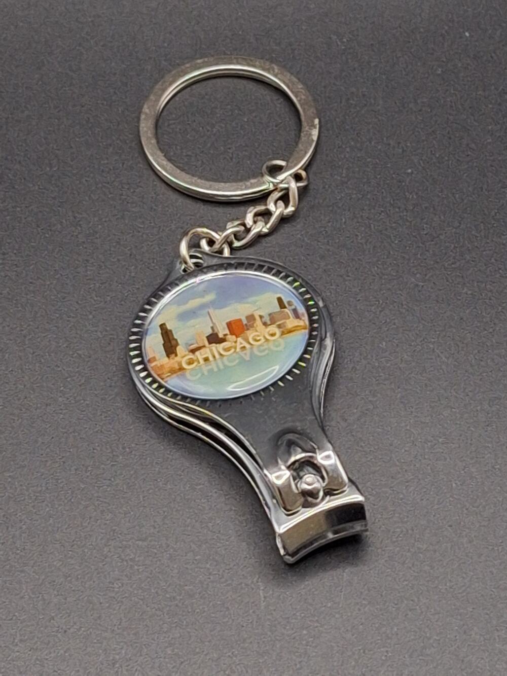 Chicago Illinois Souvenir Keychain Nail Clippers Bottle Opener Metal Sky Line